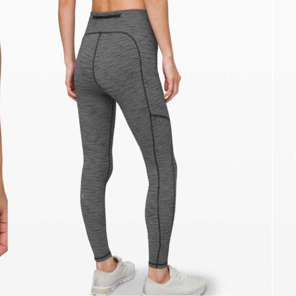 Lululemon speed up tight size 4